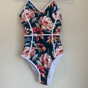 Full Blossom V-Neck One-piece Swimsuit